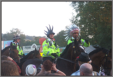 glastonbury festival 2010 mounted police